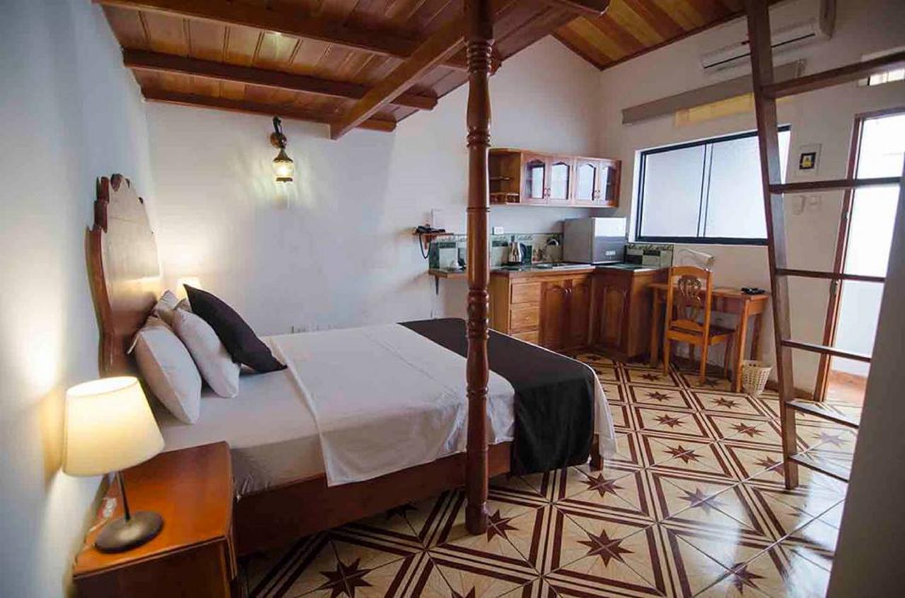 Epoca Iquitos Hotel Екстериор снимка